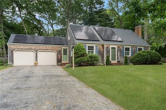 9 Candleberry Rd, Barrington, RI 02806