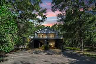 31 Palmetto Point Ln, Edisto Island, SC 29438