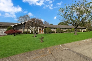 145 Oakhill Rd, Aliquippa, PA 15001