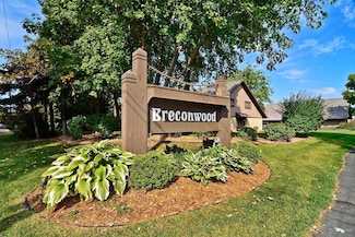 17711 Breconwood Rd, Wayzata, MN 55391