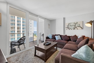 209 N Fort Lauderdale Beach Blvd Unit 7D, Fort Lauderdale, FL 33304