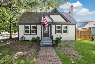 4601 Oak Ridge St, Houston, TX 77009