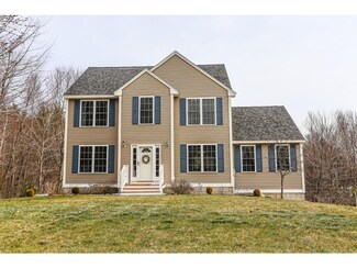68 Ridgetop Ln, Henniker, NH 03242