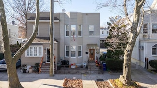 77-20 79th St, Flushing, NY 11385