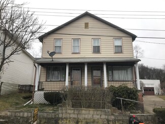 75 Barney St, Plymouth, PA 18651