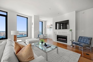 110 Sudbury St Unit PH4605, Boston, MA 02114