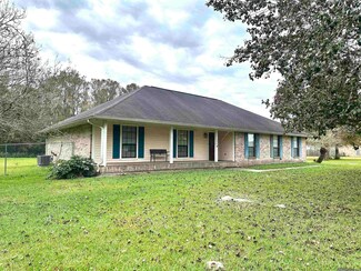 11424 Chateau Roux Place, Zachary, LA 70791