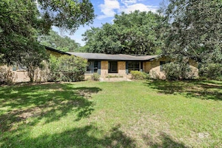 19801 County Road 9, Silverhill, AL 36576