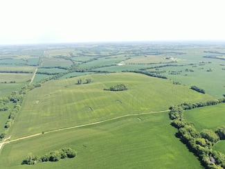 1 Holt 120, Mound City, MO 64470