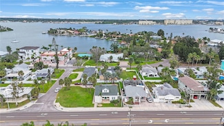 15565 Gulf Blvd, Redington Beach, FL 33708