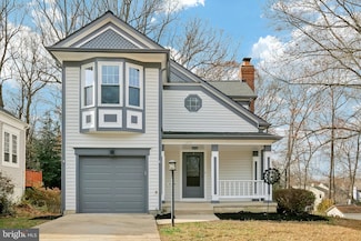 11972 Holly View Dr, Woodbridge, VA 22192