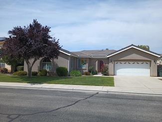 2979 Duncan Ave, Clovis, CA 93611