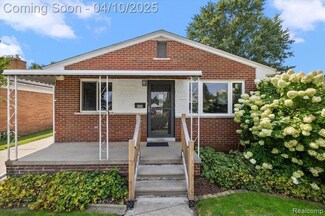 688 E Annabelle Ave, Hazel Park, MI 48030