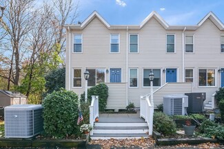 18 Winter St Unit A, Foxboro, MA 02035