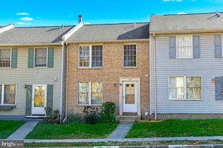 3855 Sunny Brook Ct, Woodbridge, VA 22192