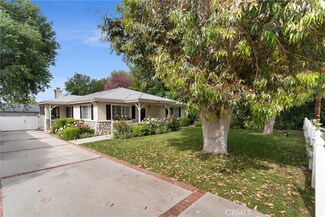 23219 Canzonet St, Woodland Hills, CA 91367