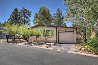 391 Montclair Dr Unit 3, Big Bear City, CA 92314