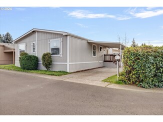 18485 SW Pacific Dr Unit 75, Tualatin, OR 97062