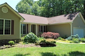 50 Kindling Trail, Horse Shoe, NC 28742