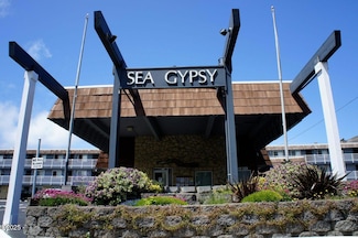 145 NW Inlet Ave Unit 115, Lincoln City, OR 97367