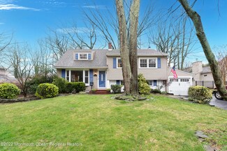 36 Woodsend Rd, Middletown, NJ 07748