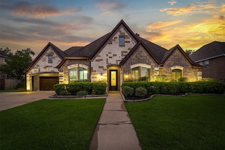 700 Southfield Dr, Friendswood, TX 77546