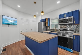 117 Lehigh Ave, Newark, NJ 07112