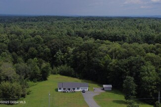 398 Rugg Rd, Schuylerville, NY 12871