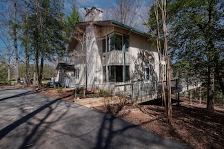 43 Hitchcock St, Murphy, NC 28906