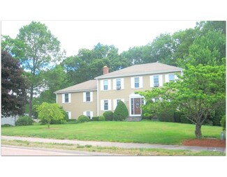 9 Ballou Rd, Hopedale, MA 01747