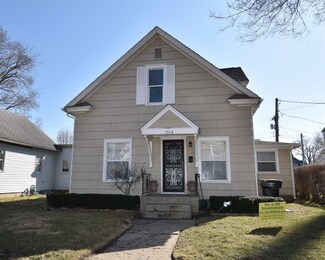 1114 E Bowman St, South Bend, IN 46613