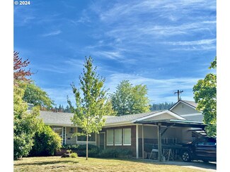 2883 Kincaid St, Eugene, OR 97405