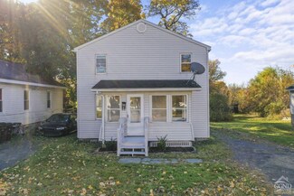 124 Cottage St, Ravena, NY 12143