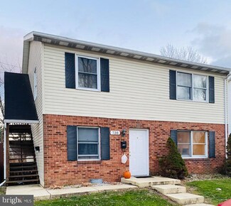 738 A & B Spruce St, Hagerstown, MD 21740
