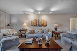 903 Cypress Grove Dr Unit 102A, Pompano Beach, FL 33069