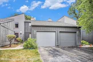 5656 Deville Ct Unit 68, East Lansing, MI 48823