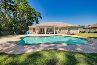 8169 Tavira St, Navarre, FL 32566