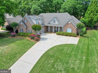211 English Oaks Ln, McDonough, GA 30253