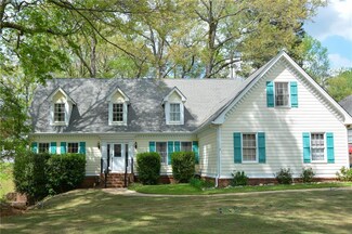 5215 Silver Creek Dr SW, Lilburn, GA 30047