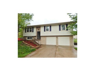 10649 N Walnut St, Kansas City, MO 64155