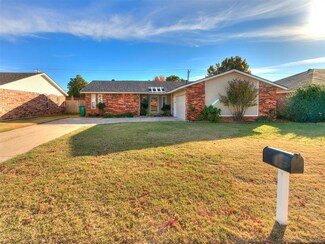 10208 Hollyhead Way, Yukon, OK 73099