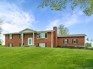 1904 N Shelby St, Salem, IN 47167