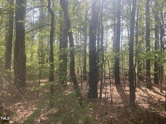 228 Curlew Dr, Chapel Hill, NC 27517