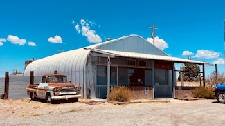 1613 W San Antonio St, Marfa, TX 79843