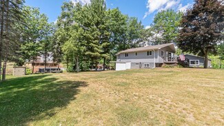 11577 Channel Dr, Lakeview, MI 48850