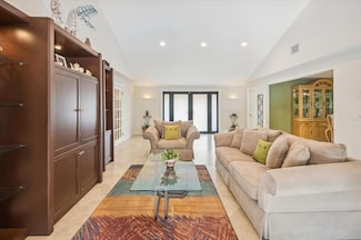 8710 Mahogany Ave, Plantation, FL 33324