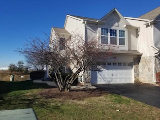 15322 Pinewood Rd, Lockport, IL 60441