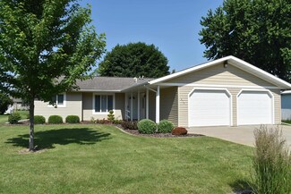 815 S 5th St, Osage, IA 50461