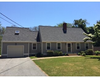 210 Horseneck Rd, South Dartmouth, MA 02748