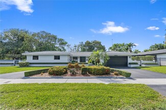 7400 Sabal Dr, Hialeah, FL 33014